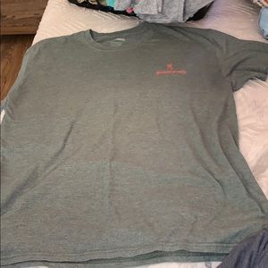 Men’s browning t-shirt.